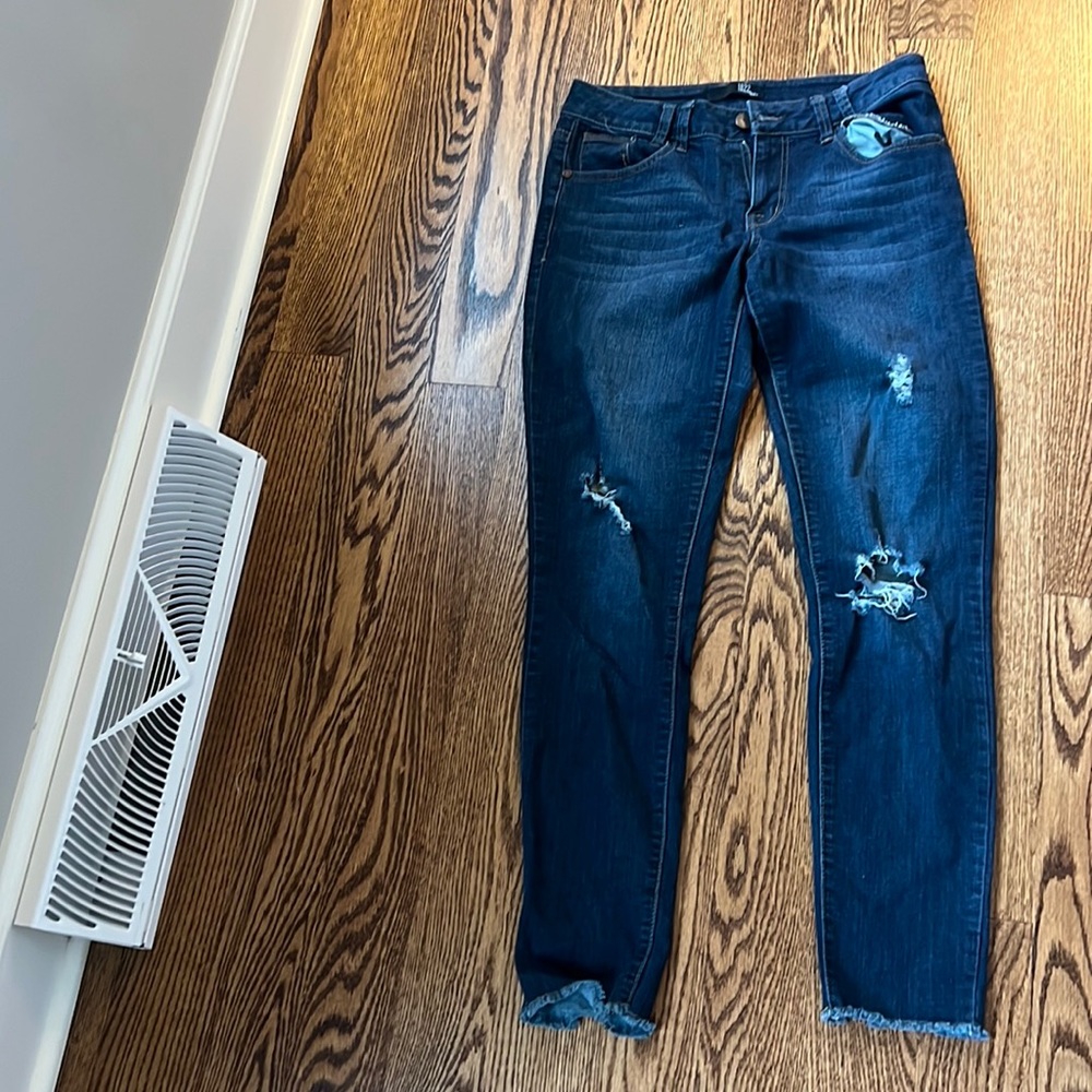 1822 dark denim distressed skinny jeans